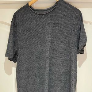 Short sleeve work out Tee